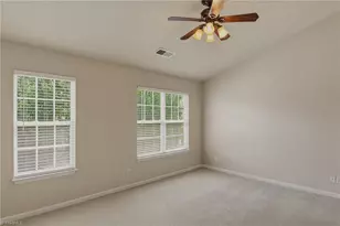 4623 Village Square Ct, Greensboro, NC 27409 - Photo 19