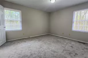 4059 Village Pl, Winston-Salem, NC 27127 - Photo 5