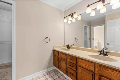 612 Rittenhouse Court, Winston-Salem, NC 27104 - Photo 33