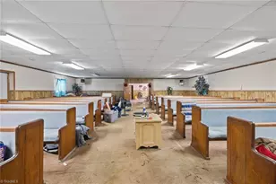 1014 Gaines Ave, High Point, NC 27263 - Photo 13