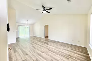 21 Franklinwood Dr, Greensboro, NC 27401 - Photo 3