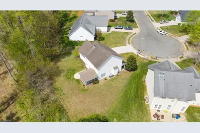 816 Hawthorn Ridge Drive, Whitsett, NC 27377 - Photo 47