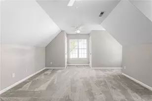 816 Hawthorn Ridge Dr, Whitsett, NC 27377 - Photo 35