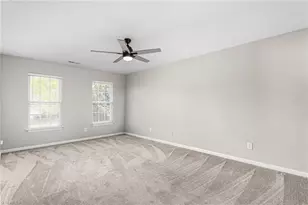 816 Hawthorn Ridge Dr, Whitsett, NC 27377 - Photo 23