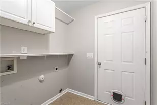 816 Hawthorn Ridge Dr, Whitsett, NC 27377 - Photo 21