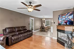 239 Harris Ave, Elkin, NC 28621 - Photo 5