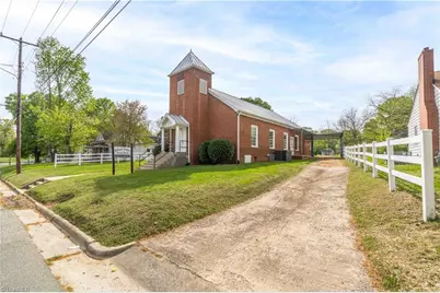 511 James Street, Burlington, NC 27127 - Photo 1