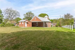 511 James St, Burlington, NC 27127 - Photo 9