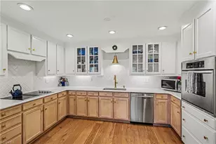 300 Somerset Dr, Reidsville, NC 27320 - Photo 11