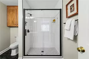 300 Somerset Dr, Reidsville, NC 27320 - Photo 17