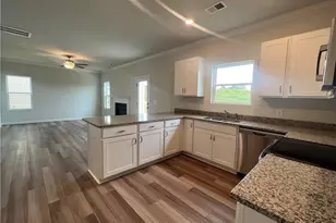 640 Cam Cir, High Point, NC 27265 - Photo 5