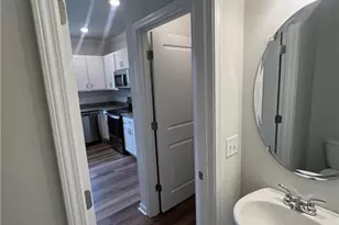 640 Cam Cir, High Point, NC 27265 - Photo 9