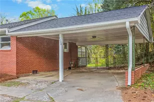 2308 Elbon Dr, Winston-Salem, NC 27105 - Photo 3