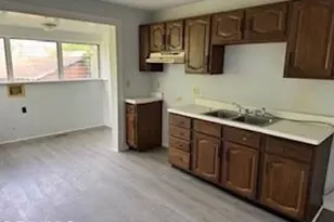 408 Oakhurst St, Kernersville, NC 27284 - Photo 3