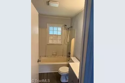 408 Oakhurst Street, Kernersville, NC 27284 - Photo 9