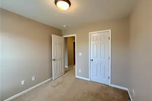 3703 Spanish Peak Dr, High Point, NC 27265 - Photo 13