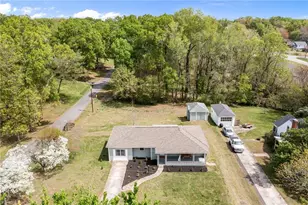 312 Monticello St, Eden, NC 27288 - Photo 31