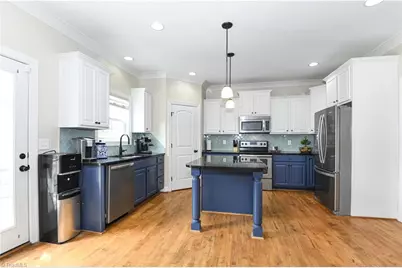 5609 Crooked Oak Drive, Summerfield, NC 27358 - Photo 11