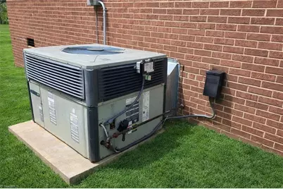 402 Doggett Drive, Graham, NC 27253 - Photo 41