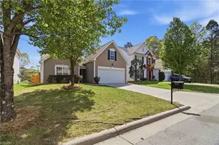 1153 Hawick Dr, High Point, NC 27262 - Photo 3