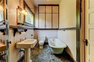 712 S Main St, Reidsville, NC 27320 - Photo 31