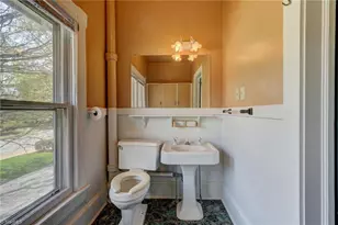 712 S Main St, Reidsville, NC 27320 - Photo 43