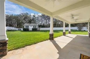 138 Buckeye Ct, Burlington, NC 27215 - Photo 45