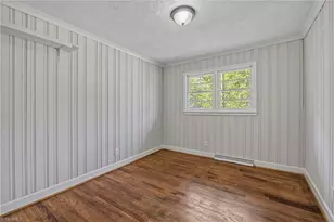 502 Abbie Ave, High Point, NC 27263 - Photo 9