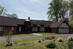 315 Dorado Dr, High Point, NC 27265 - Photo 3