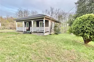 1072 Grassy Knob Rd, Pilot Mountain, NC 27041 - Photo 3