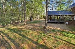 2218 Brigham Rd, Greensboro, NC 27409 - Photo 47