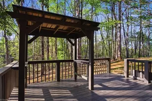 2218 Brigham Rd, Greensboro, NC 27409 - Photo 43