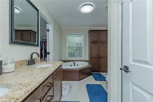 396 Regina Dr, Thomasville, NC 27360 - Photo 21