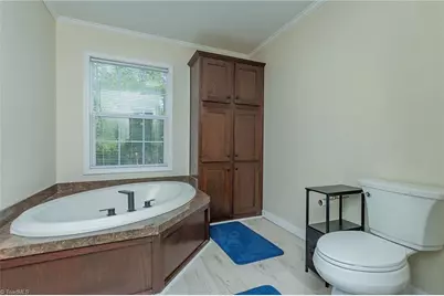 396 Regina Drive, Thomasville, NC 27360 - Photo 23