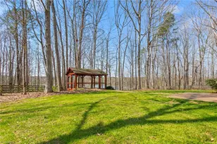 1600 Allen Jarrett Dr, Mebane, NC 27302 - Photo 39