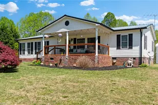 6004 Aaron Ln, Hamptonville, NC 27020 - Photo 5