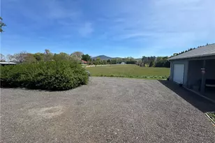 3145 Volunteer Rd, Pinnacle, NC 27043 - Photo 11