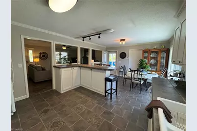 3145 Volunteer Road, Pinnacle, NC 27043 - Photo 29