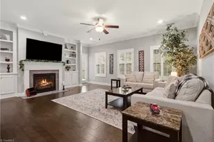 2901 Fernley Ct, High Point, NC 27262 - Photo 9