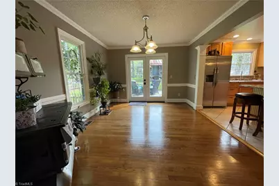 802 Gretchen Lane, Greensboro, NC 27410 - Photo 5