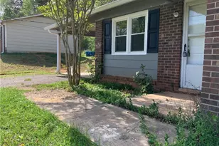 220 Mountview Dr, Mocksville, NC 27028 - Photo 3