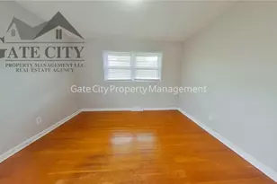 611 Mobile St, Greensboro, NC 27406 - Photo 9