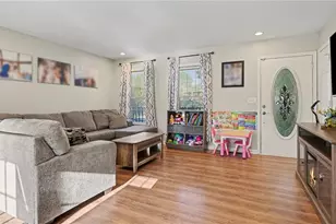 97 Red Bud Ln, Thomasville, NC 27360 - Photo 5