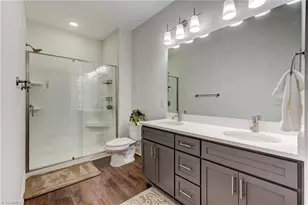 610 Pompano Dr, Greensboro, NC 27410 - Photo 15