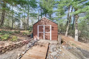 196 Eagle Nest Rd, Purlear, NC 28665 - Photo 35