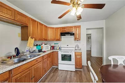 1958 Lakeview Road, Asheboro, NC 27203 - Photo 17