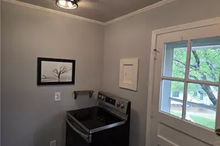 1846 Villa Dr, Greensboro, NC 27403 - Photo 7