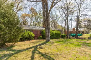 3420 Greenhill Dr, High Point, NC 27265 - Photo 3