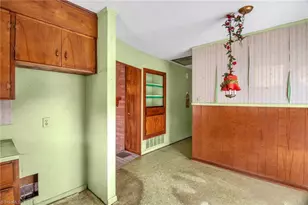 3420 Greenhill Dr, High Point, NC 27265 - Photo 15