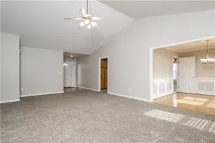 5172 Old Plantation Cir, Winston-Salem, NC 27104 - Photo 5